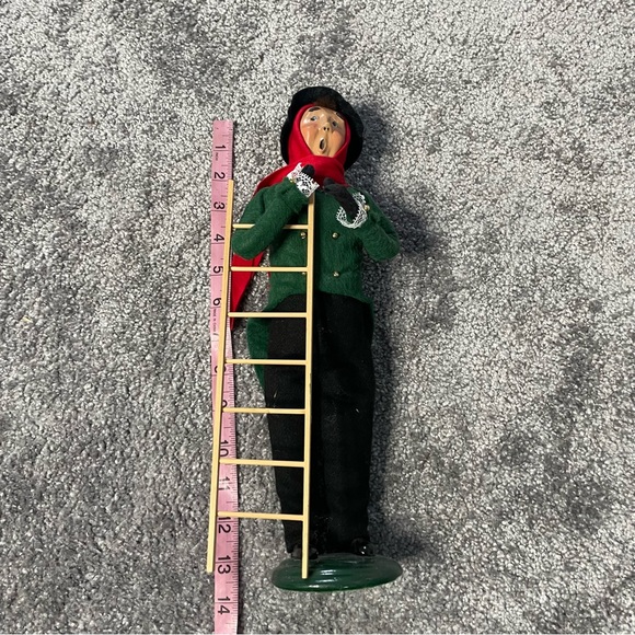 Byers Choice the Carolers 1995 Lamp Lighter with Ladder Figure - Picture 7 of 7